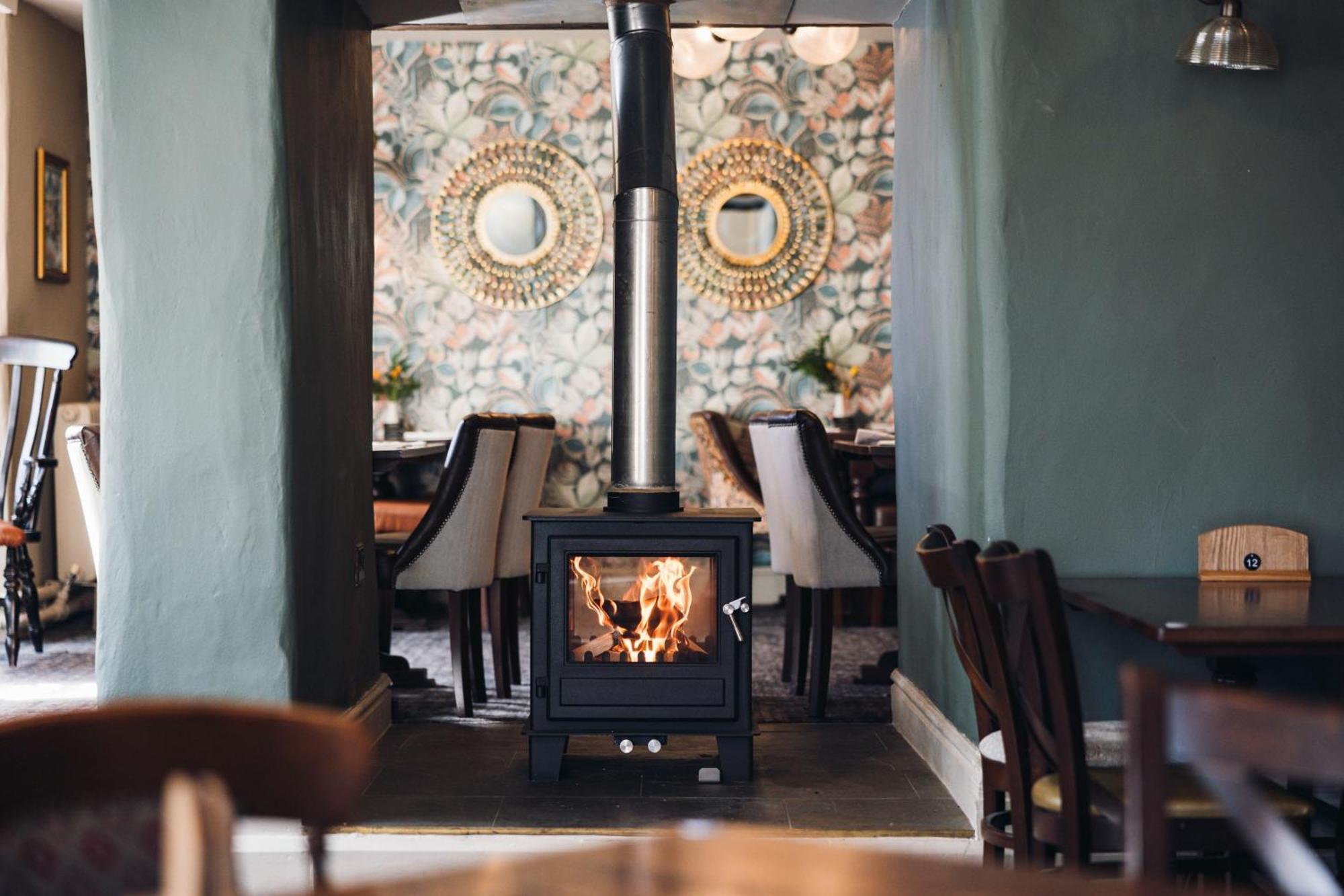 White Lion Royal Hotel Bala Εξωτερικό φωτογραφία